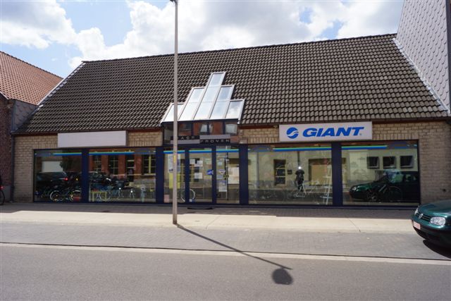 Buyl Sport, Vooraanzicht Buyl Sport, Vooraanzicht